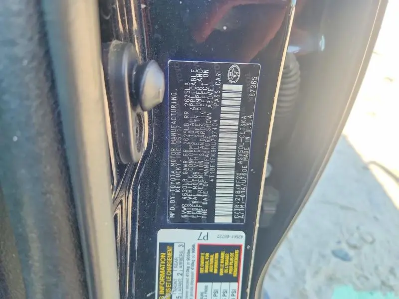 2017 TOYOTA CAMRY SE  