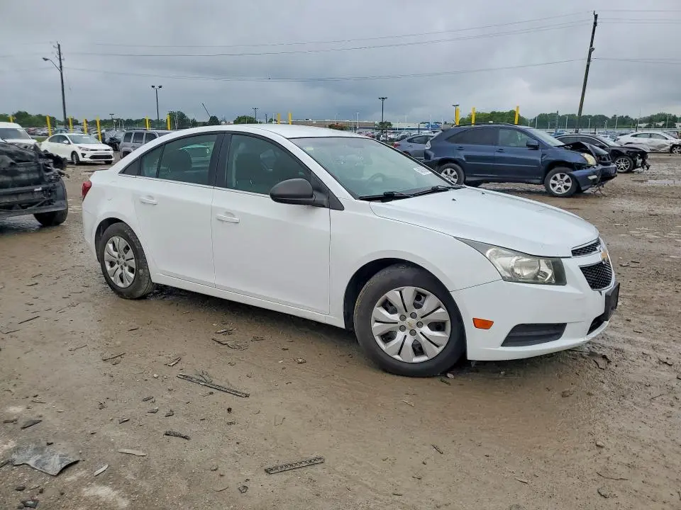 2012 CHEVROLET CRUZE LS  