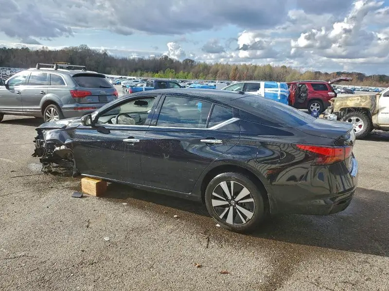 2021 NISSAN ALTIMA SL  