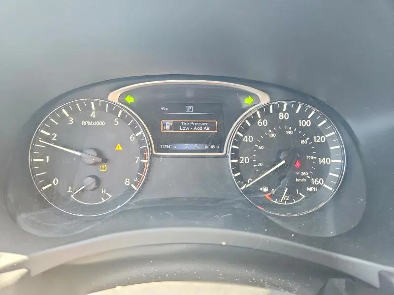 2018 NISSAN PATHFINDER SL  