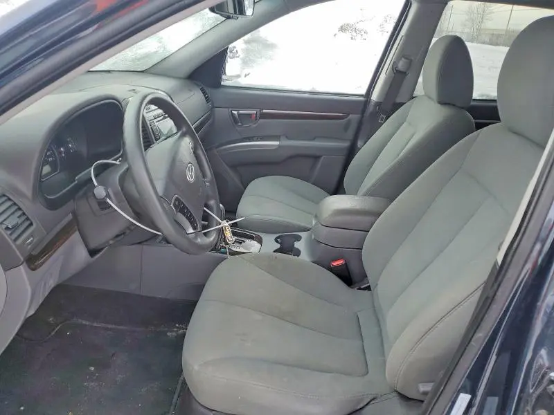 2011 HYUNDAI SANTA FE GLS  