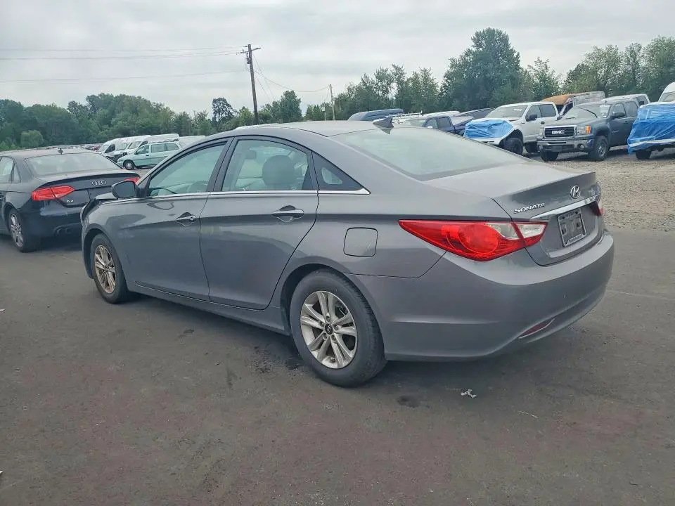 2012 HYUNDAI SONATA GLS  