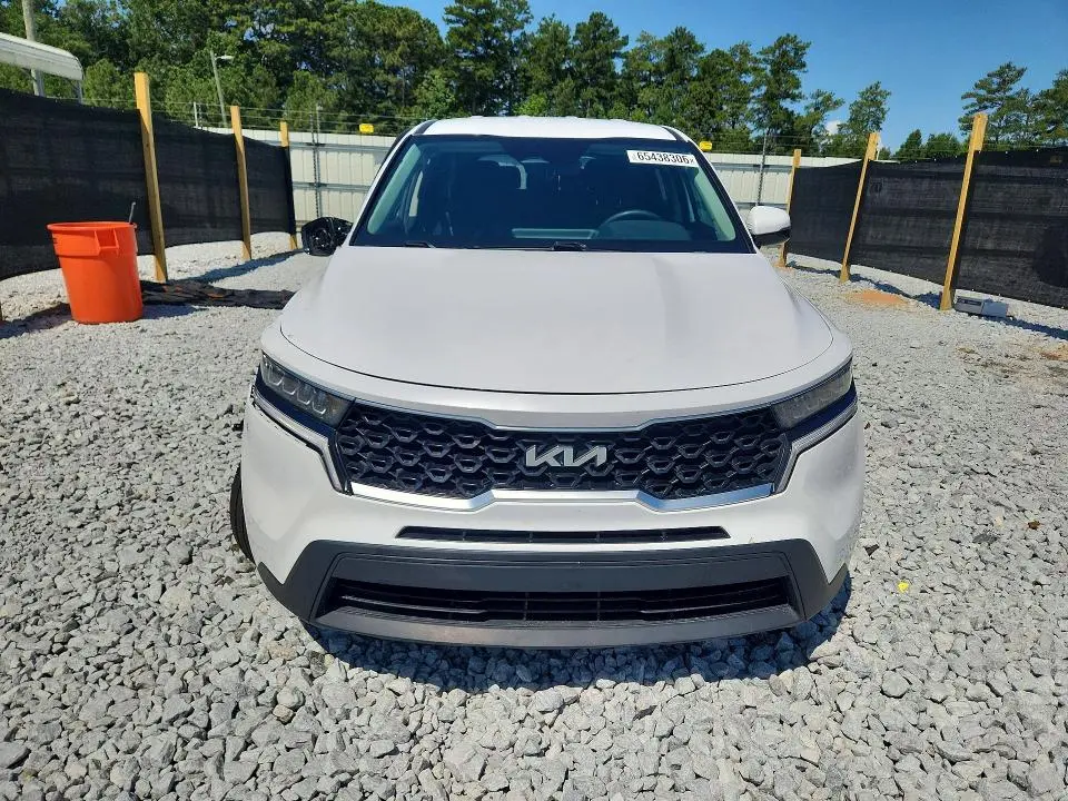 2022 KIA SORENTO LX  