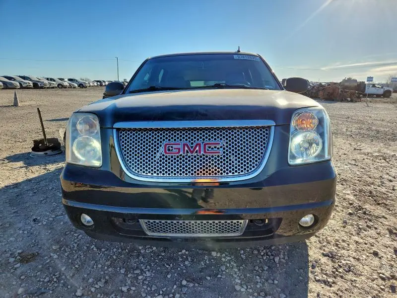 2010 GMC YUKON XL DENALI  