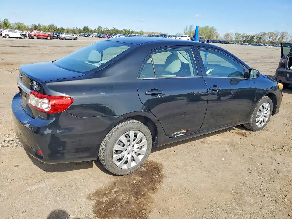2013 TOYOTA COROLLA LE  