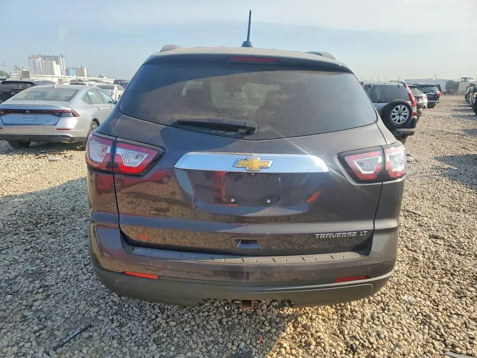 2016 CHEVROLET TRAVERSE LT  