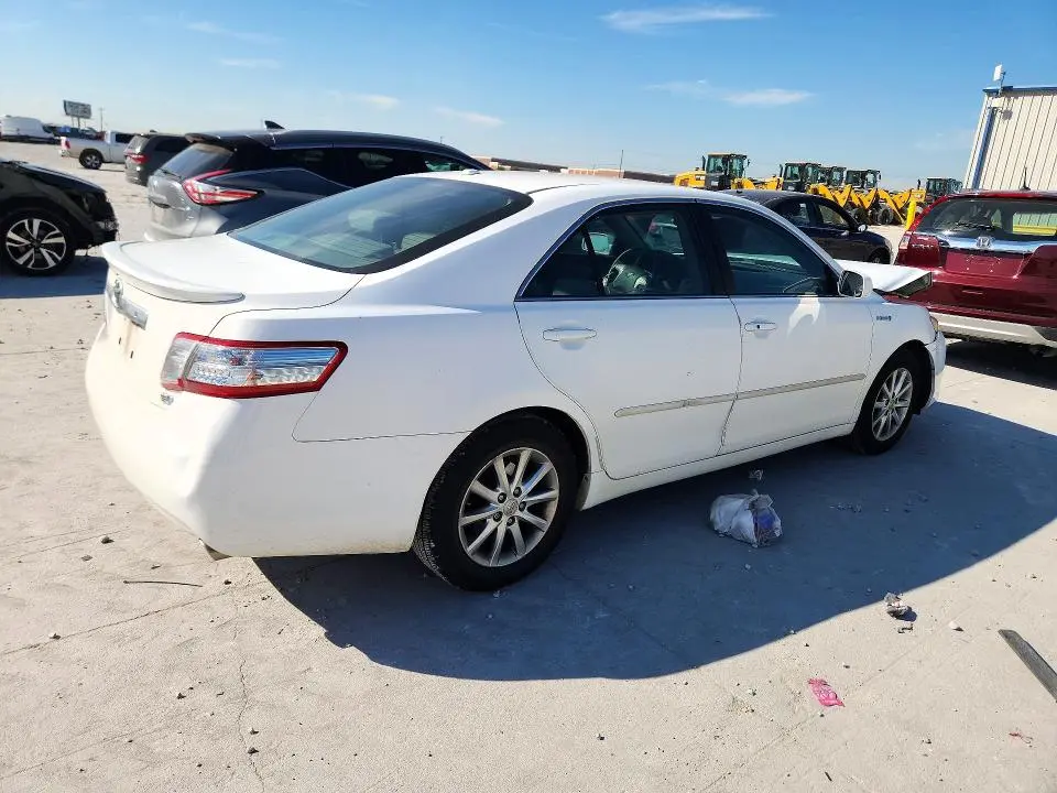 2010 TOYOTA CAMRY HYBRID  