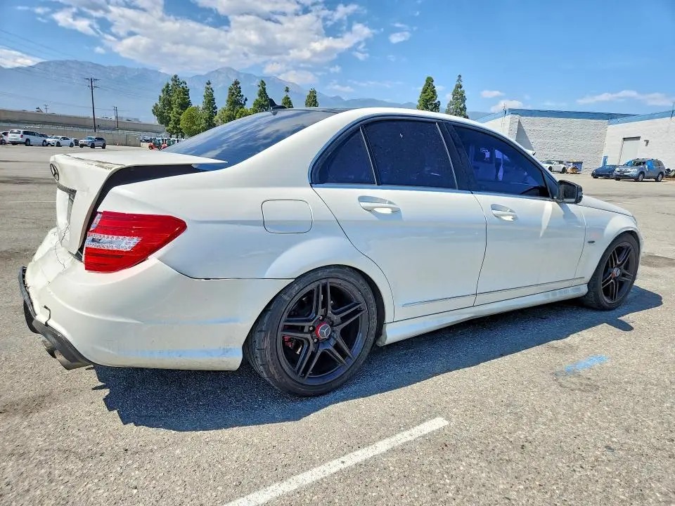 2012 MERCEDES-BENZ C 250  