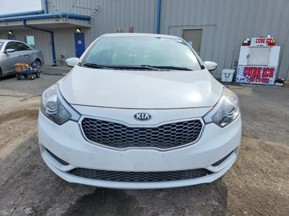 2016 KIA FORTE LX  