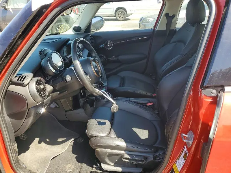 2016 MINI COOPER S  