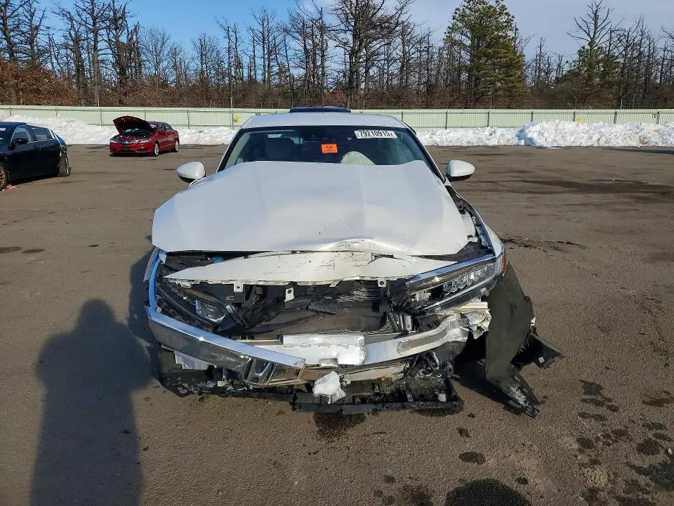 2018 HONDA ACCORD LX  