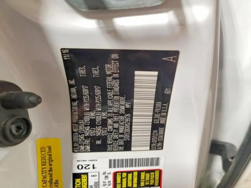 2017 TOYOTA SIENNA XLE 8-PASSENGER  