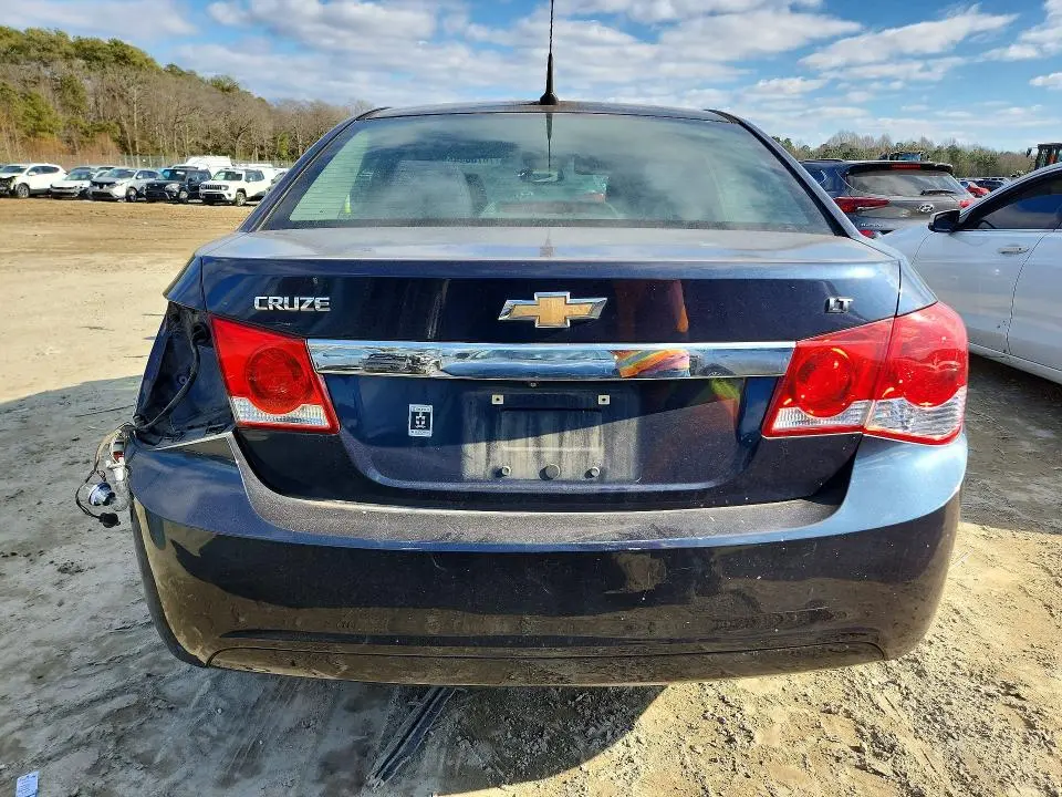 2014 CHEVROLET CRUZE LT  