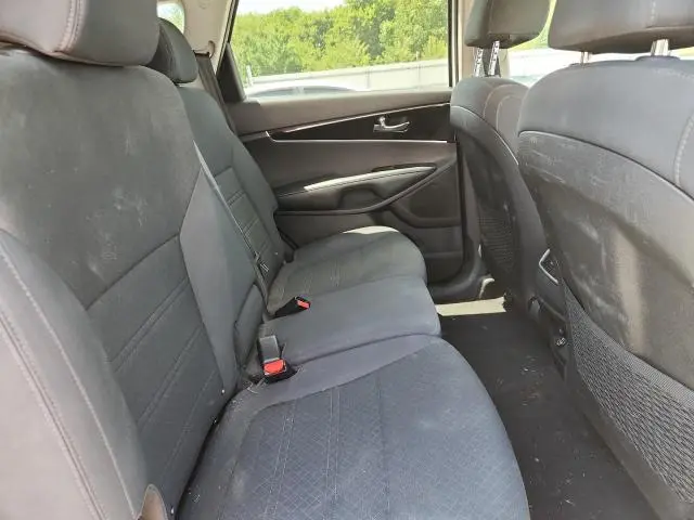 2020 KIA SORENTO S