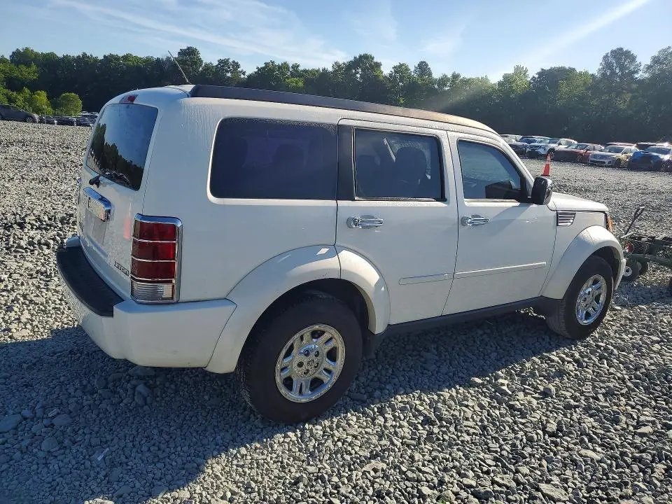 2010 DODGE NITRO SE  