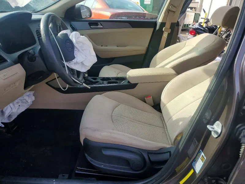 2017 HYUNDAI SONATA SE  