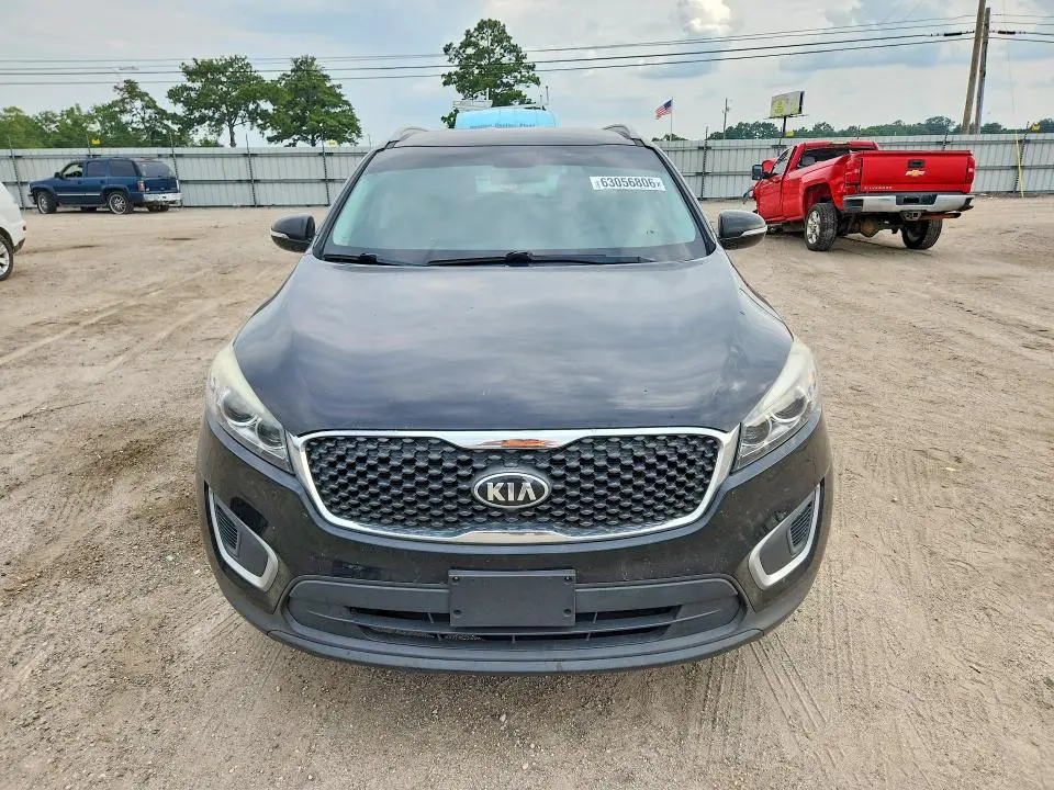 2018 KIA SORENTO LX  