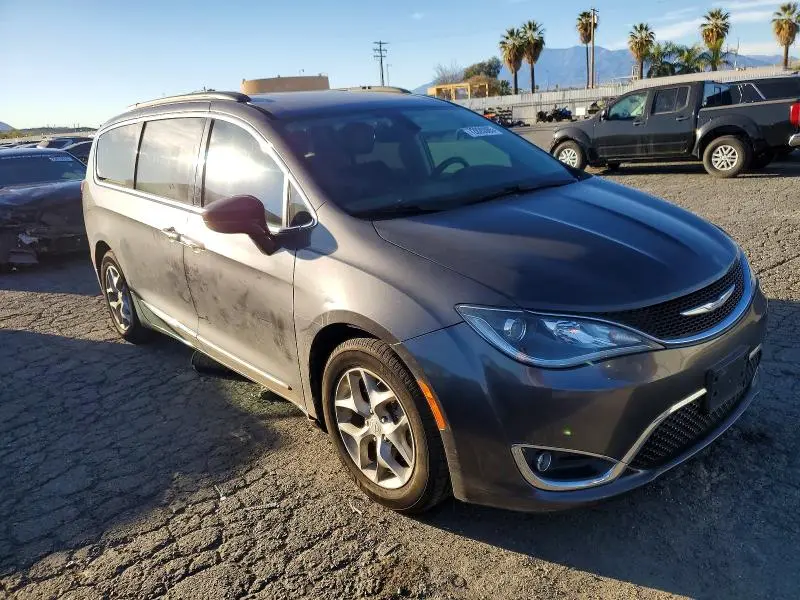 2017 CHRYSLER PACIFICA TOURING L  