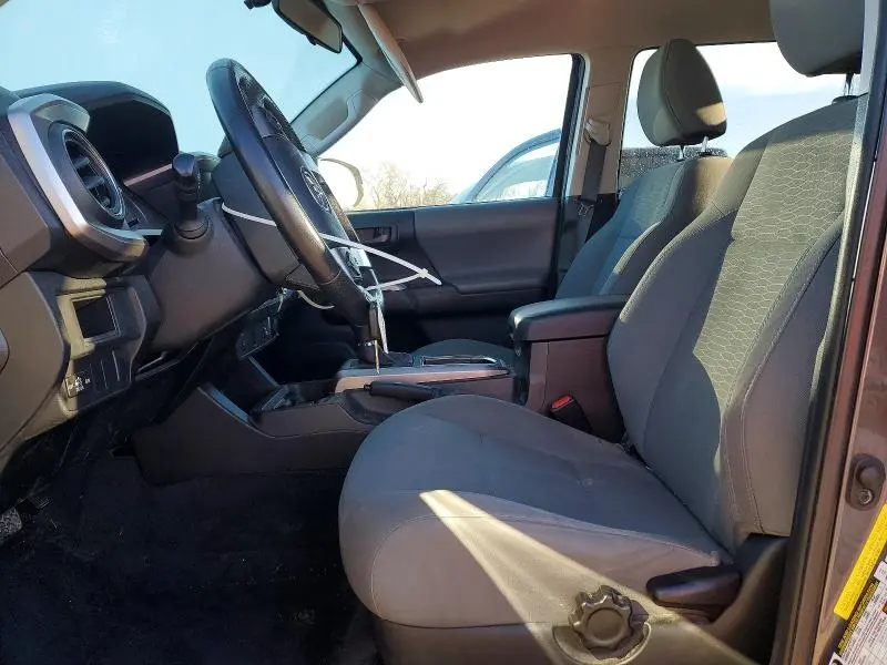 2016 TOYOTA TACOMA SR5 V6  