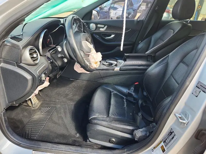 2015 MERCEDES-BENZ C 300  