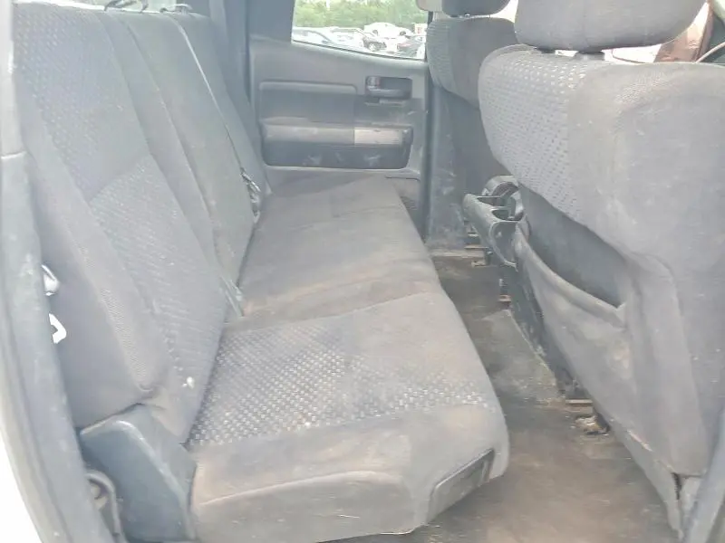 2010 TOYOTA TUNDRA DOUBLE CAB SR5  