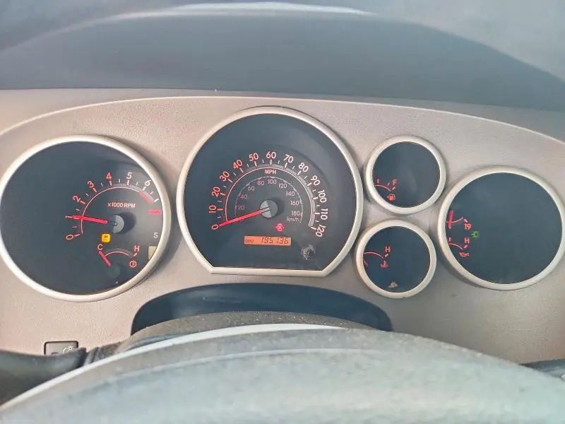 2011 TOYOTA TUNDRA CREWMAX SR5  