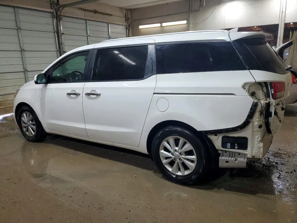 2017 KIA SEDONA LX  
