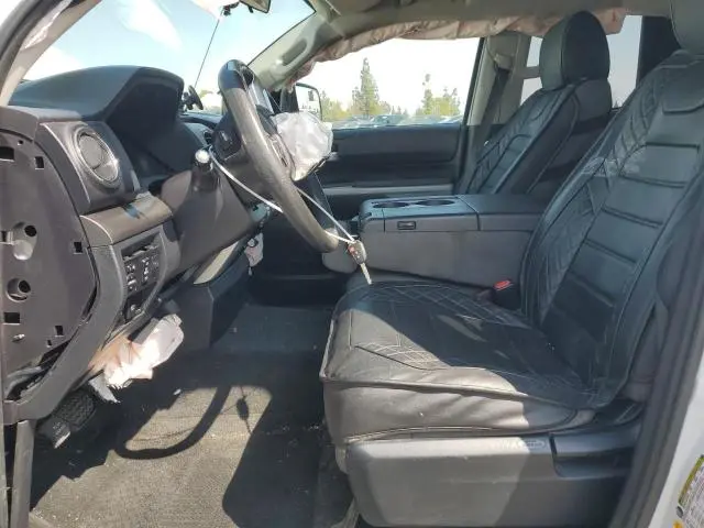 2018 TOYOTA TUNDRA DOUBLE CAB SR  