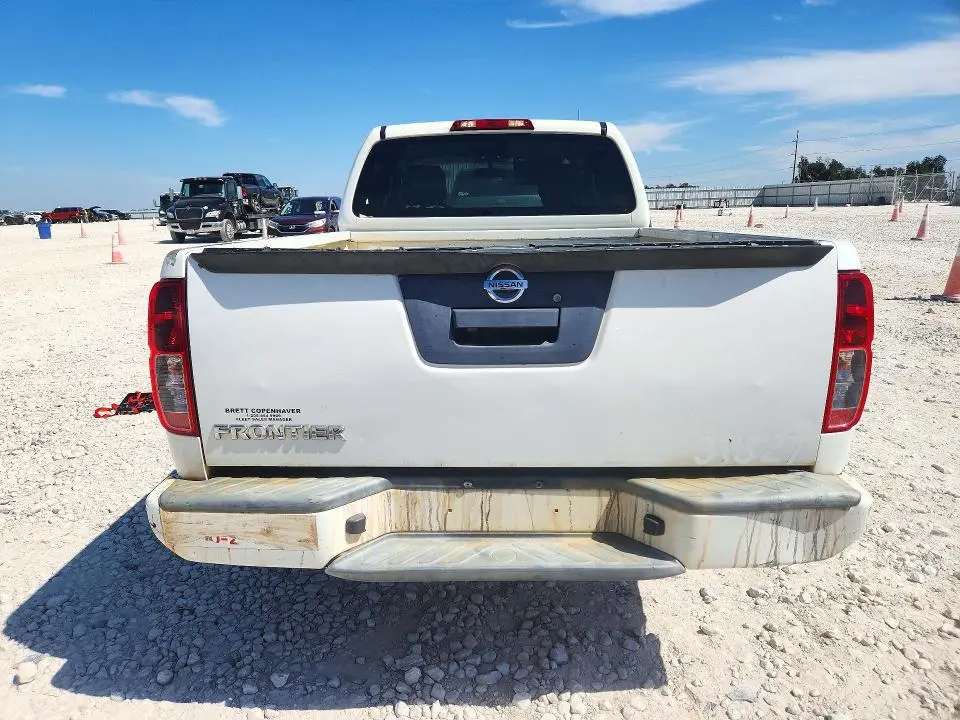 2019 NISSAN FRONTIER S  