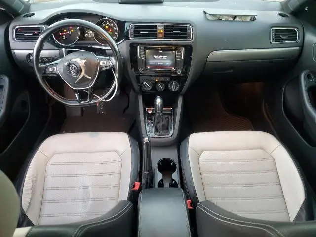 2016 VOLKSWAGEN JETTA SPORT  