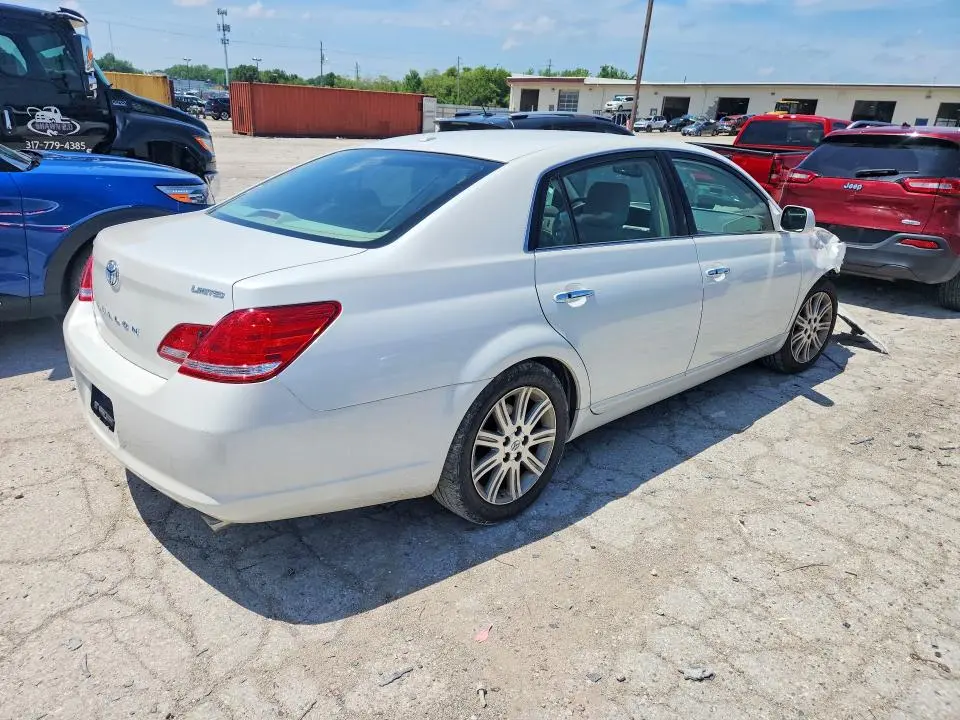 2010 TOYOTA AVALON LIMITED  