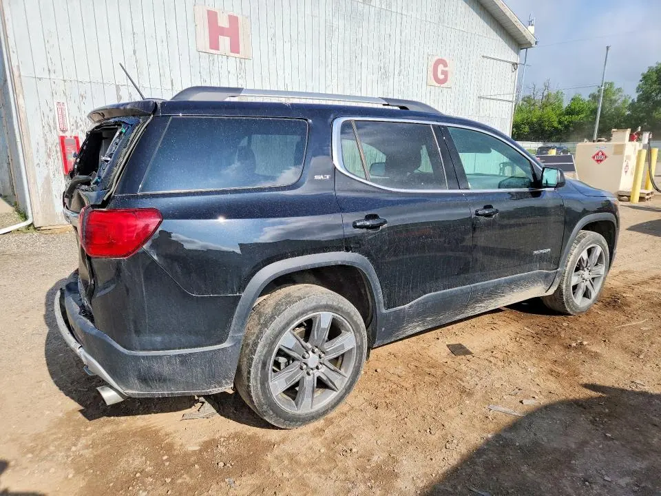 2018 GMC ACADIA SLT-2  