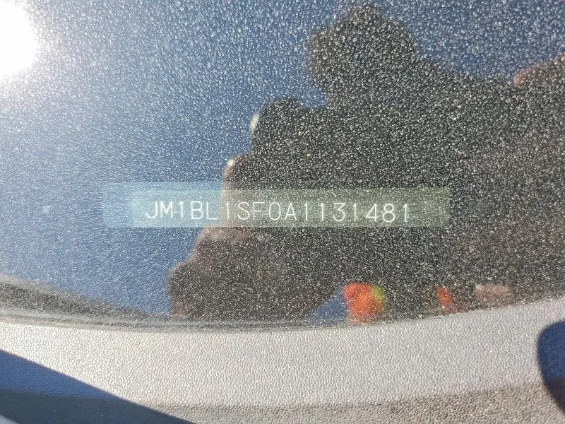 2010 MAZDA 3 I  