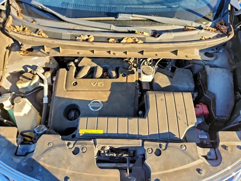 2011 NISSAN MURANO S  