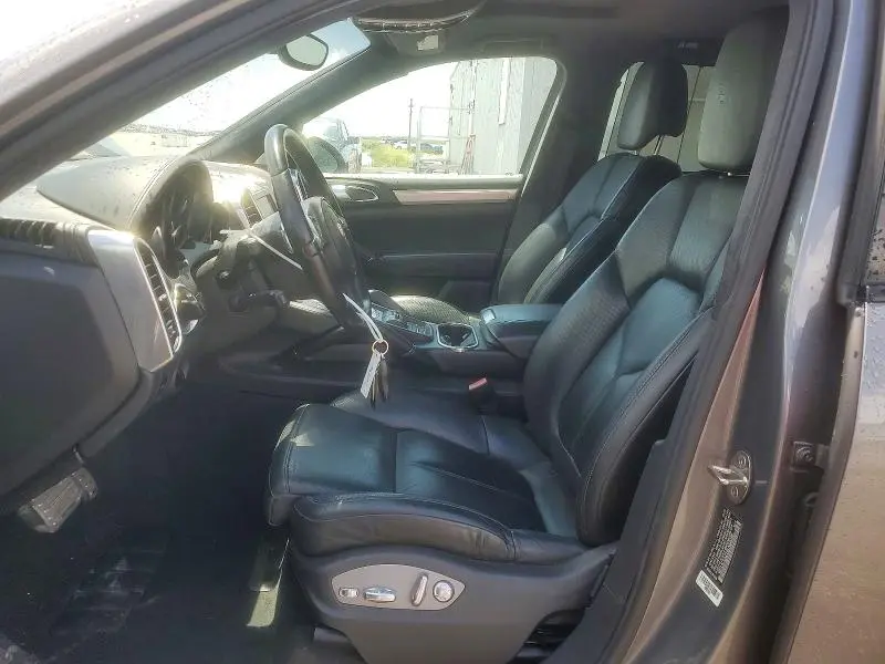 2011 PORSCHE CAYENNE TURBO  