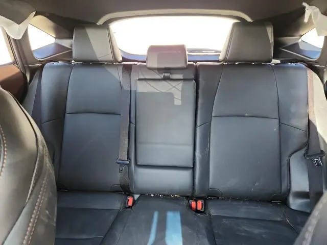 2024 TOYOTA VENZA LE  