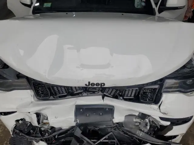 2021 JEEP GRAND CHEROKEE OVERLAND  