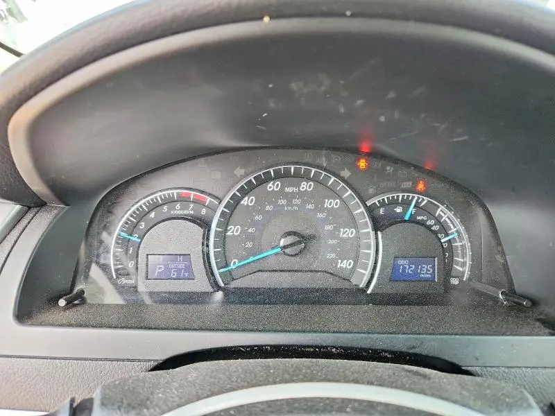 2014 TOYOTA CAMRY XLE  