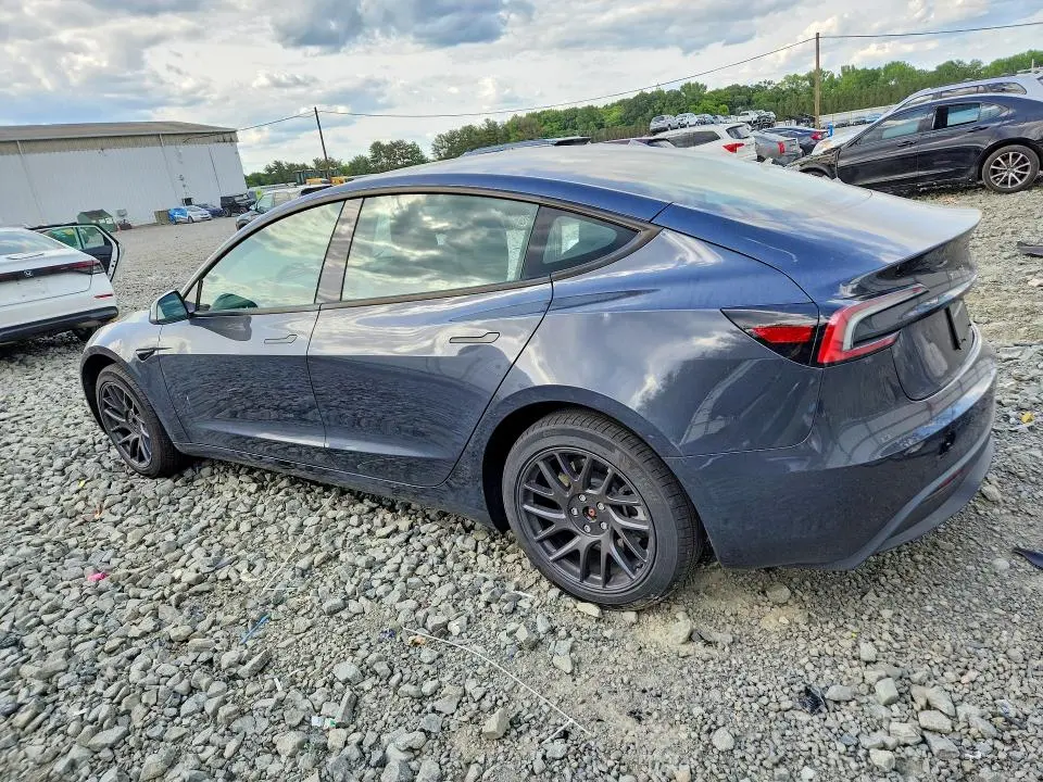 2025 TESLA MODEL 3   