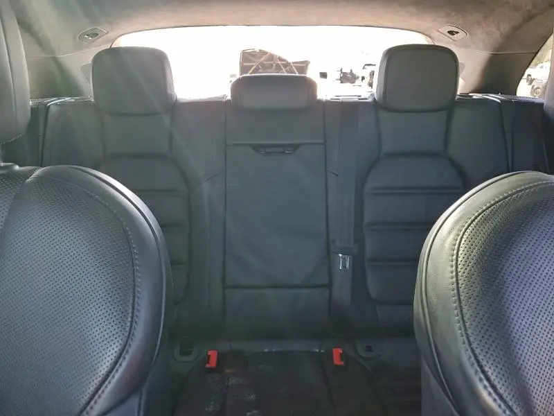 2017 PORSCHE MACAN TURBO  