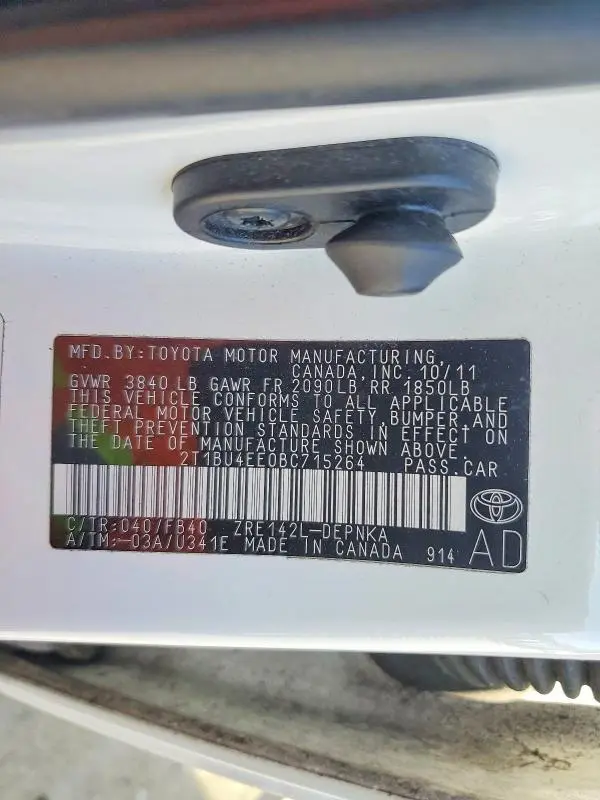 2011 TOYOTA COROLLA BASE  