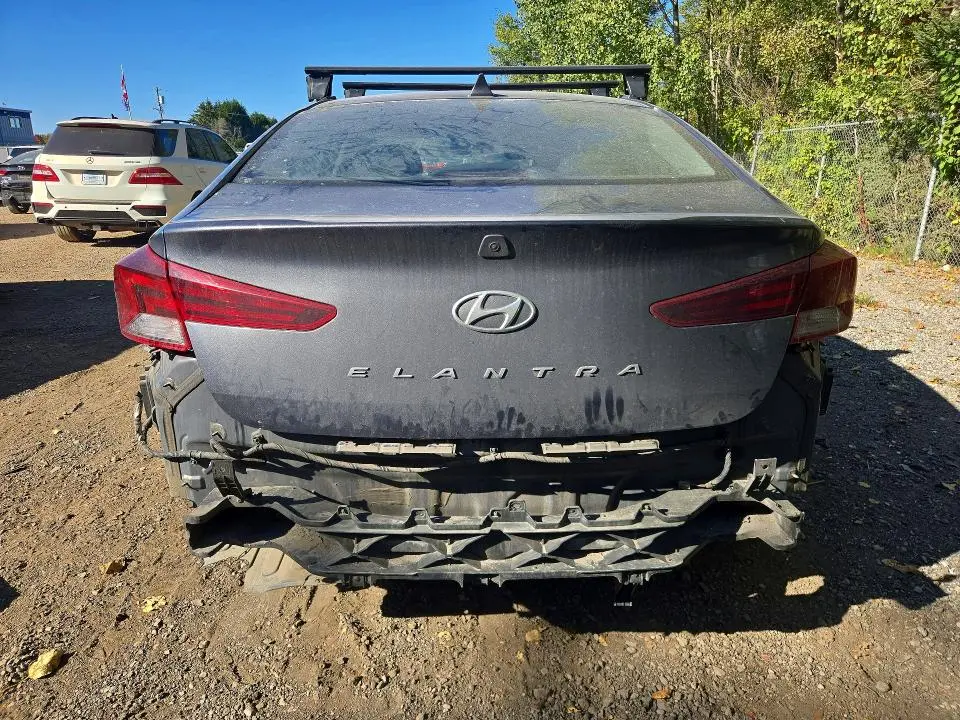 2019 HYUNDAI ELANTRA SEL  