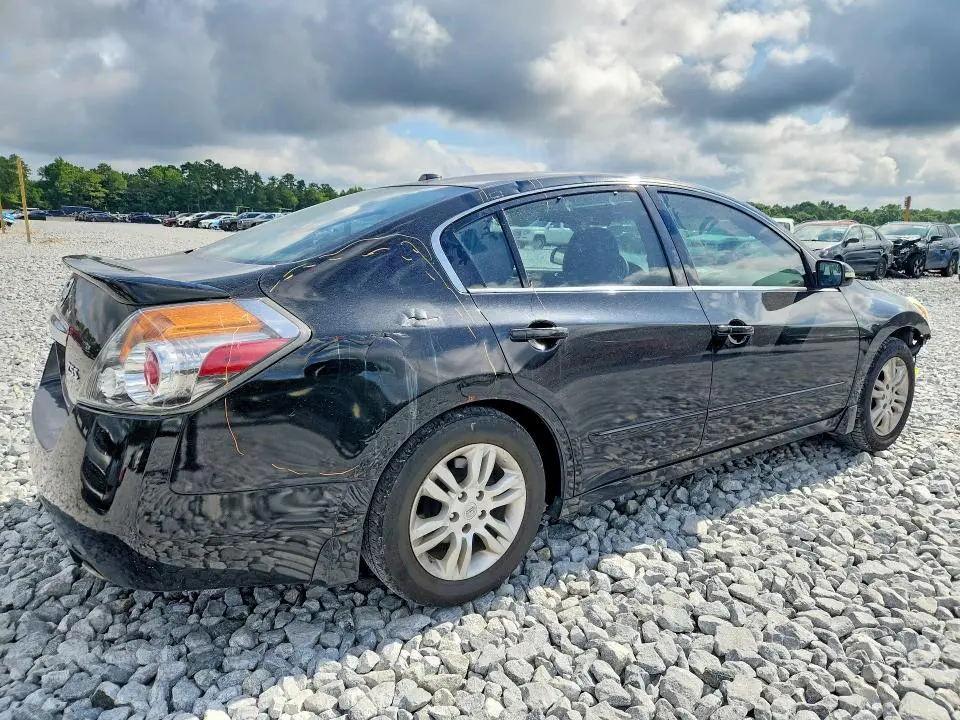 2010 NISSAN ALTIMA BASE  
