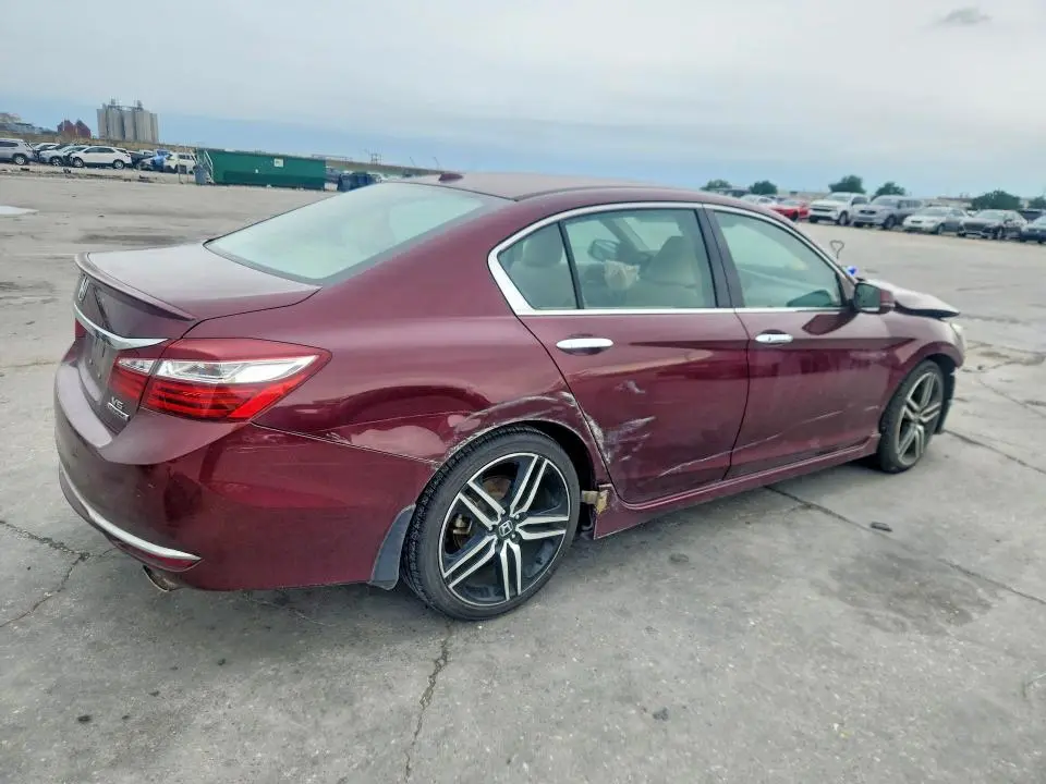 2017 HONDA ACCORD TOURING  