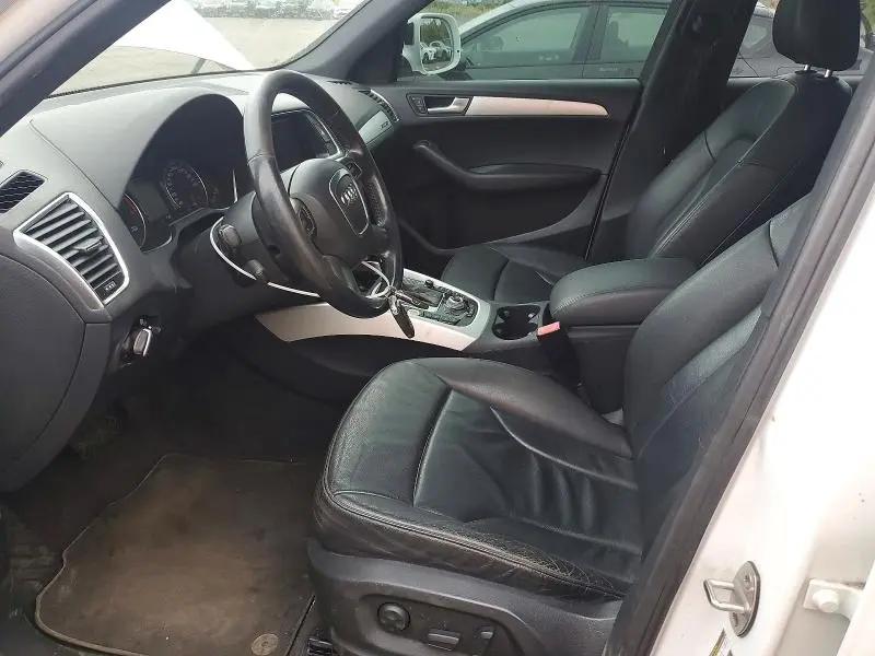 2010 AUDI Q5 PREMIUM PLUS  