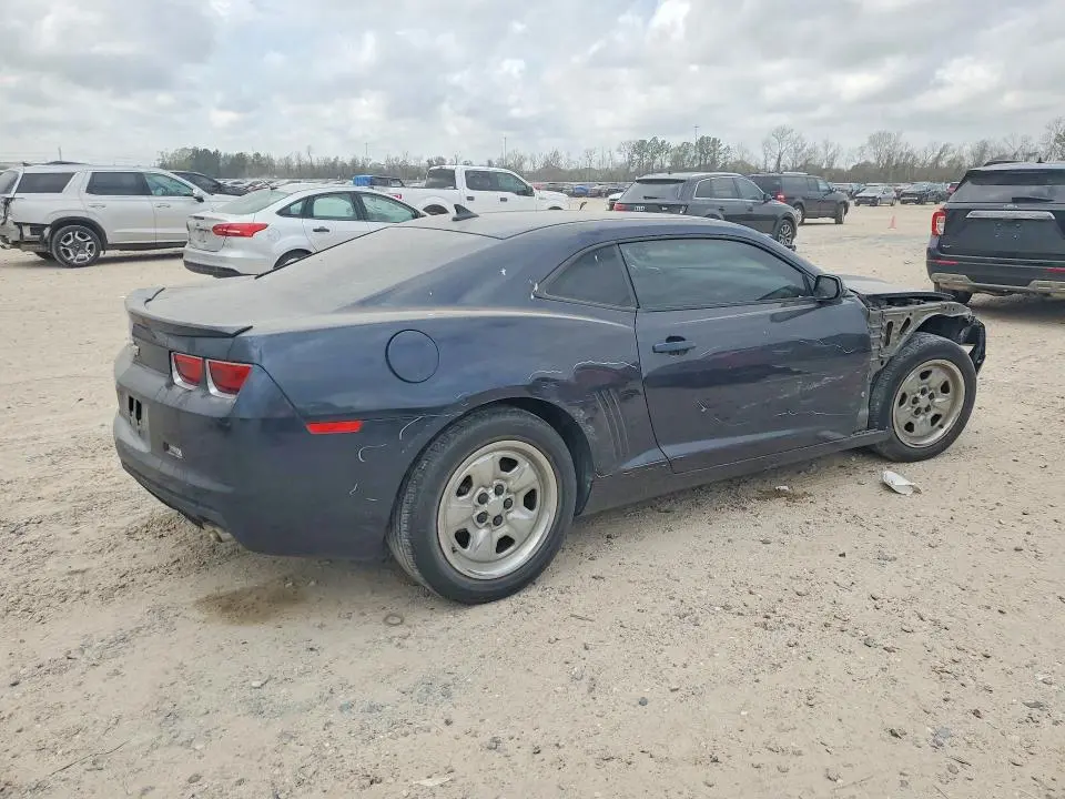 2013 CHEVROLET CAMARO LS  