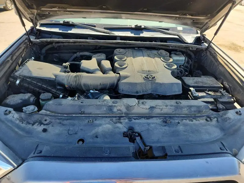 2015 TOYOTA 4RUNNER SR5  