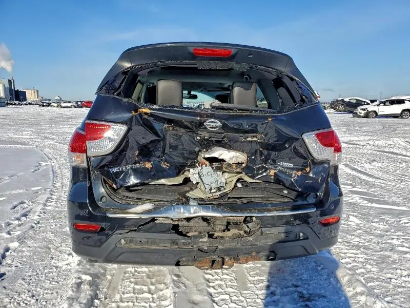 2014 NISSAN PATHFINDER S  