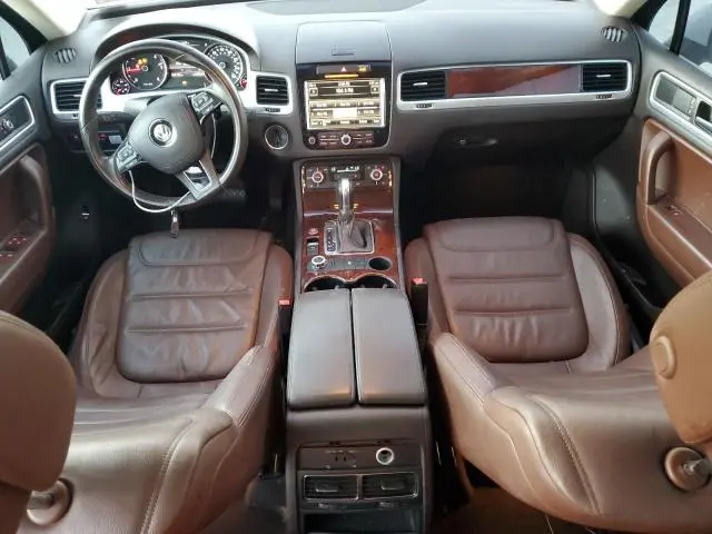 2014 VOLKSWAGEN TOUAREG V6 TDI  