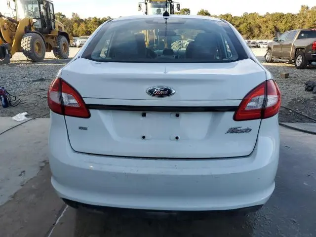 2013 FORD FIESTA SE  